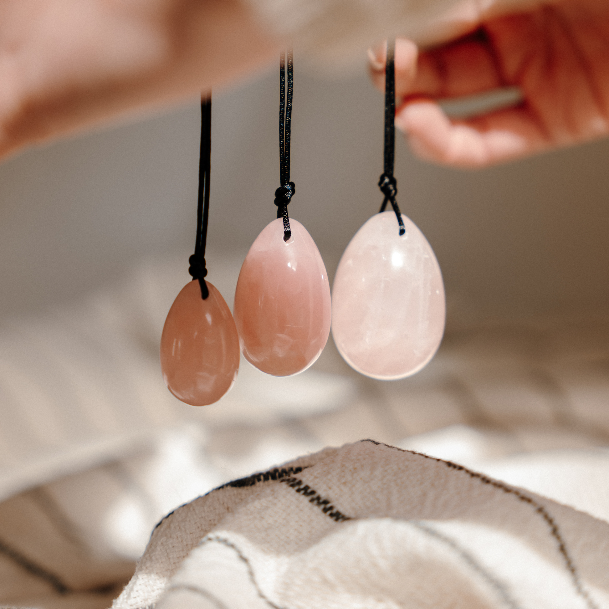 Rose Quartz Yoni Eggs (With Strings) - Celluvac™